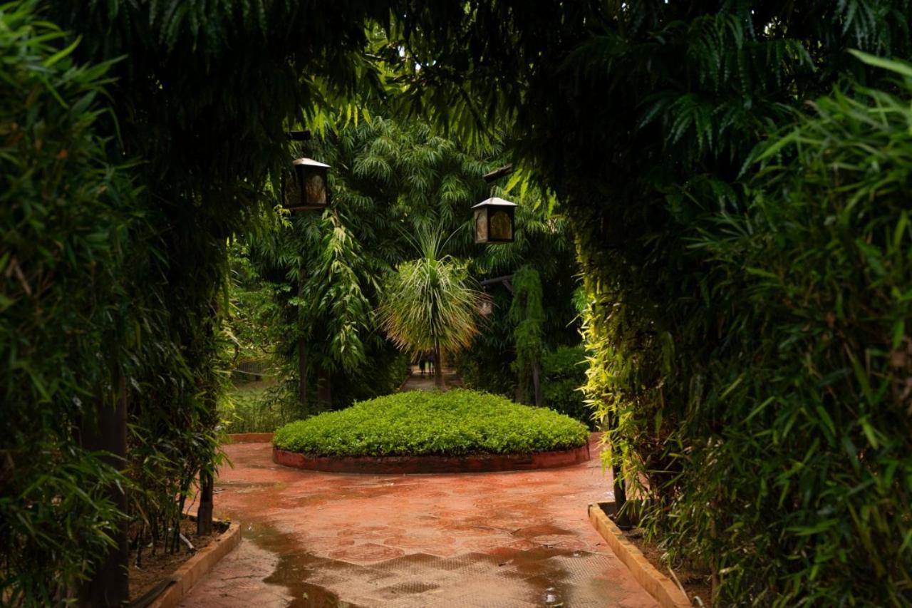 The Fern Ranthambore Forest Resort Rajasthan Sawai Madhopur Eksteriør billede